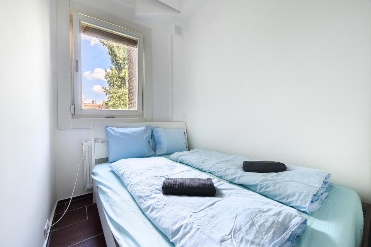 Downtown Buda Homes Relax Budapest Bagian luar foto